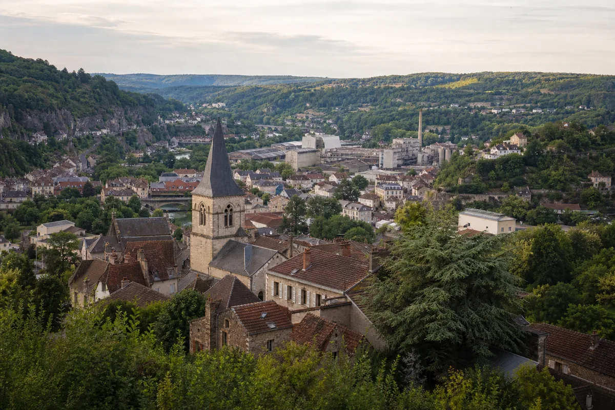 Vue de la vallée du Gier autour de Lorette dans la Loire